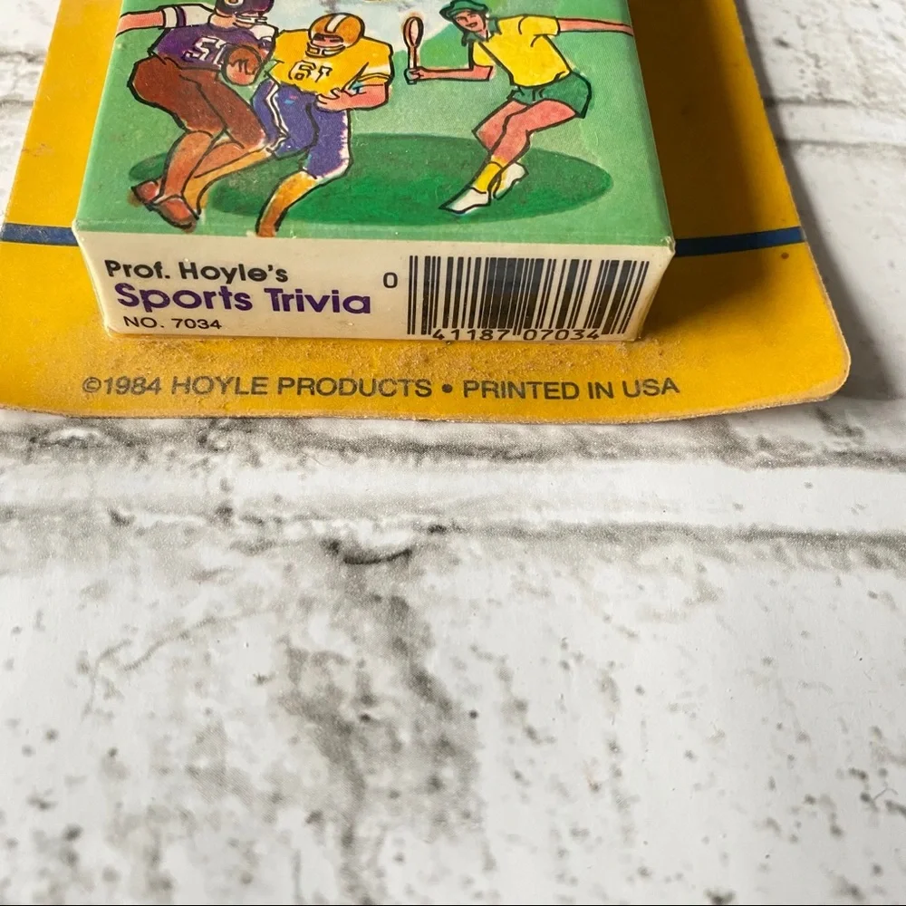 NWT‎ Vintage 1984 Hoyle Sports Pocket Trivia